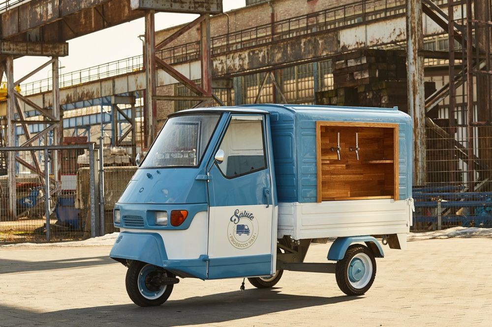 Piaggio Ape Prosecco Van