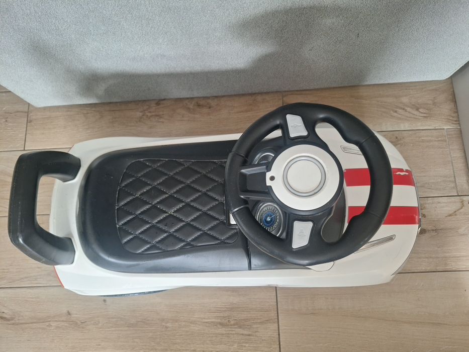 Auto jeździk samochód