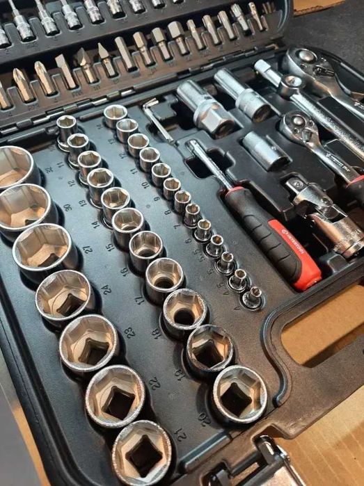 ТОП! Набір інструментів INTERTOOL STORM ET-8094 — 94 од., 1/2" + 1/4", Cr-V
