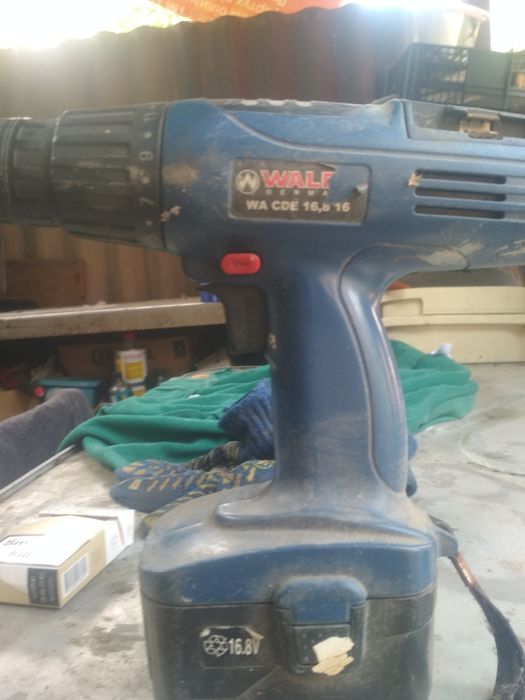 Продам шуруповёрт БУ