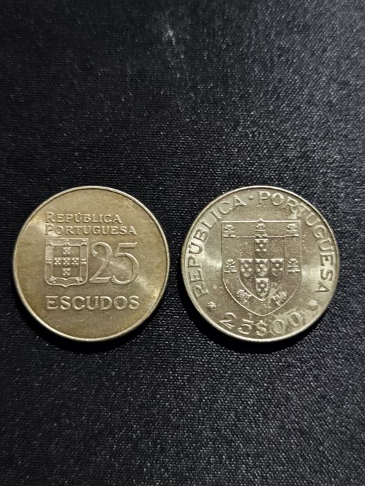 Moedas de 25$ de 1977