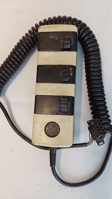 Pilot zawieszenia pneumatycznego VOLVO