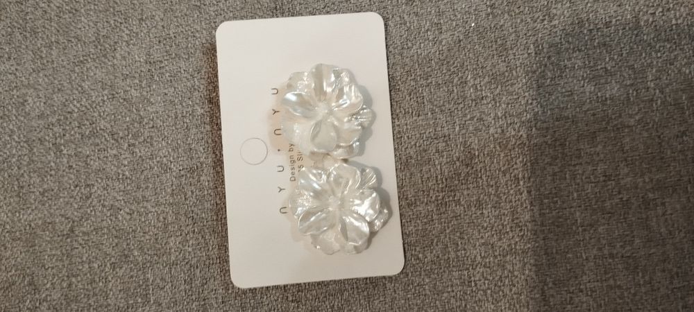 Kolczyki białe kwiaty