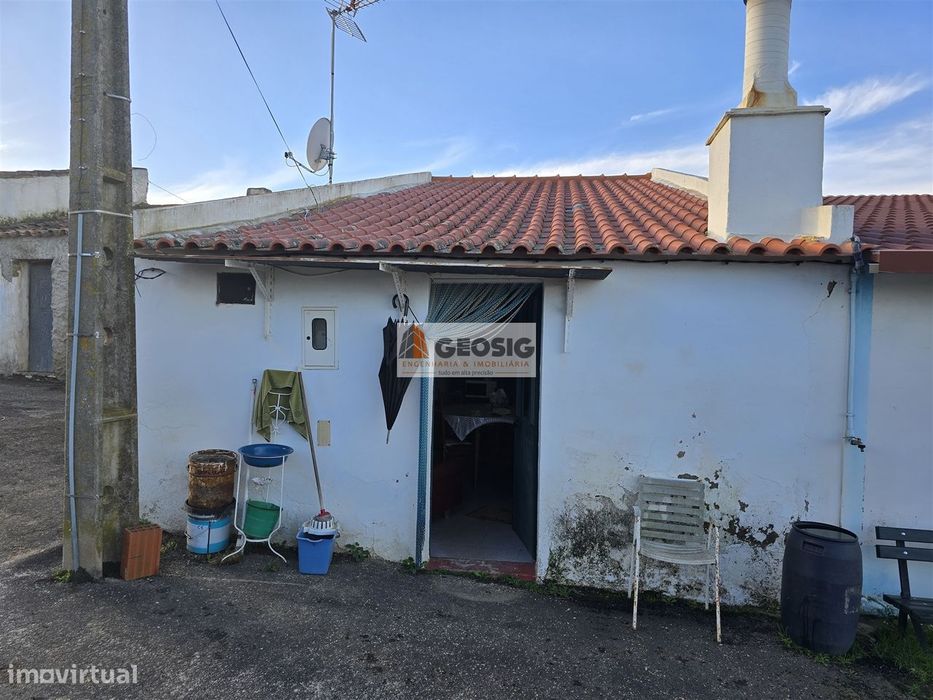 Moradia Geminada T1+1 Venda em Almodôvar e Graça dos Padrões,Almodôvar