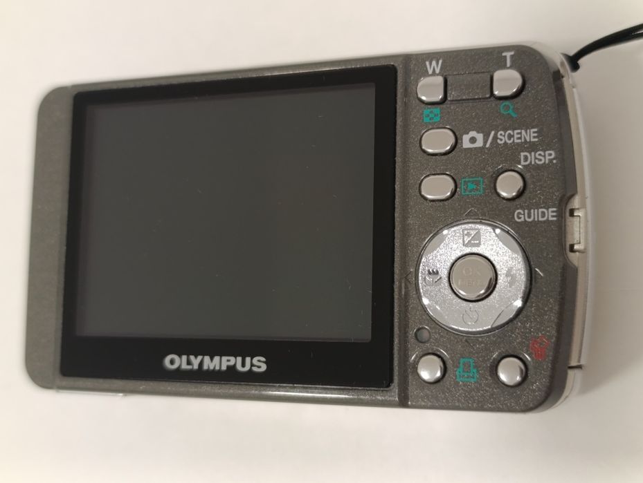 Aparat cyfrowy OLYMPUS mju DIGITAL 600 6mpx vintage retro CCD jak NOWY