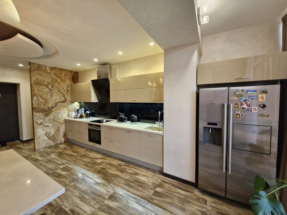 Ексклюзивна пропозиція! 3-х кімнатна квартира! Центр міста!