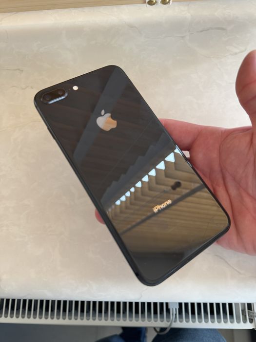 Iphone 8 Plus 64Gb