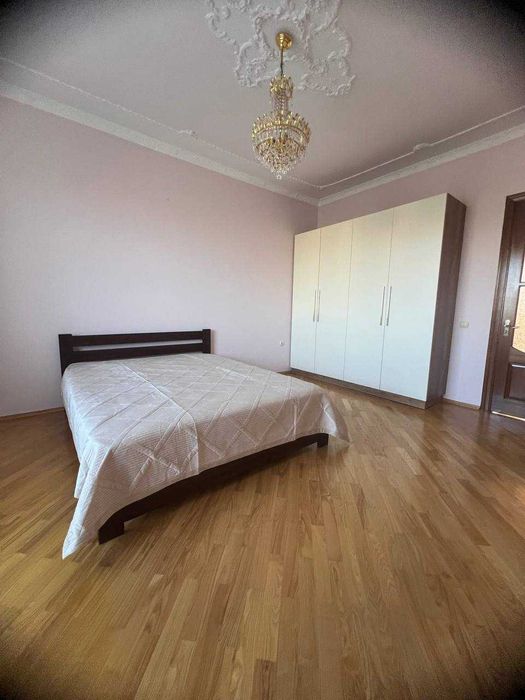 Оренда будинку в Мурованому