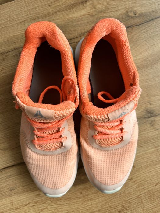 Buty damskie sportowe Reebok 37,5