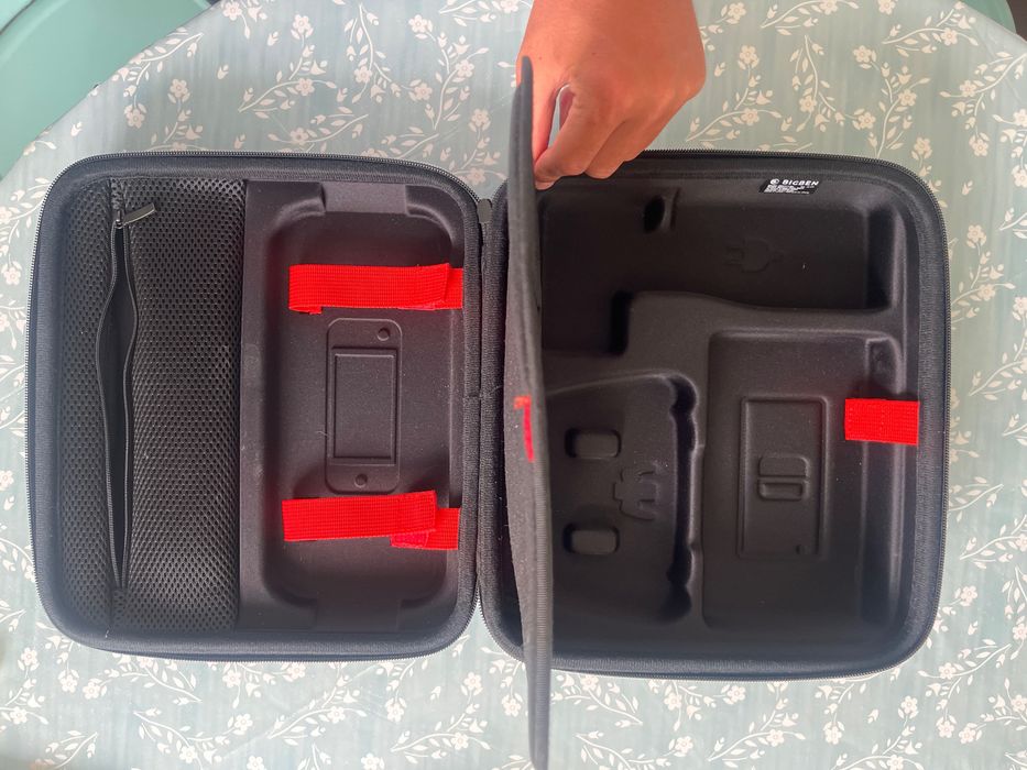 Nintendo Switch ( consola ) + Dock + Carregador + Case