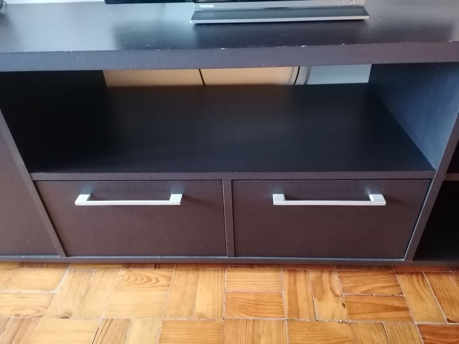 Móvel TV preto-acastanhado