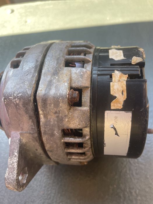 Генератор нива 2123 Старт Вольт 120 А . Бу в рабочем состоянии