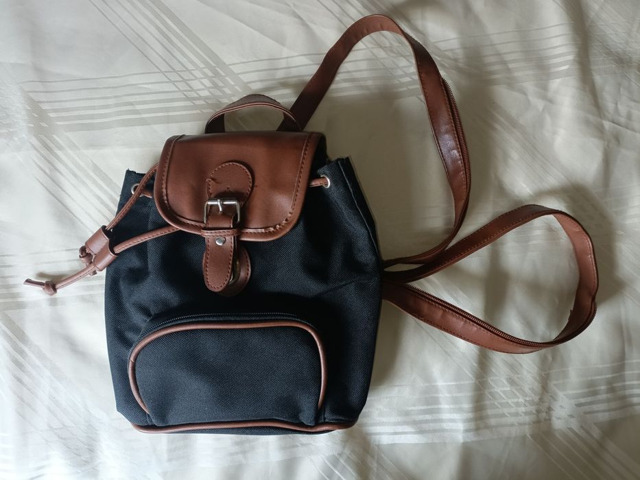 Pequena mochila Maggie Lawrence