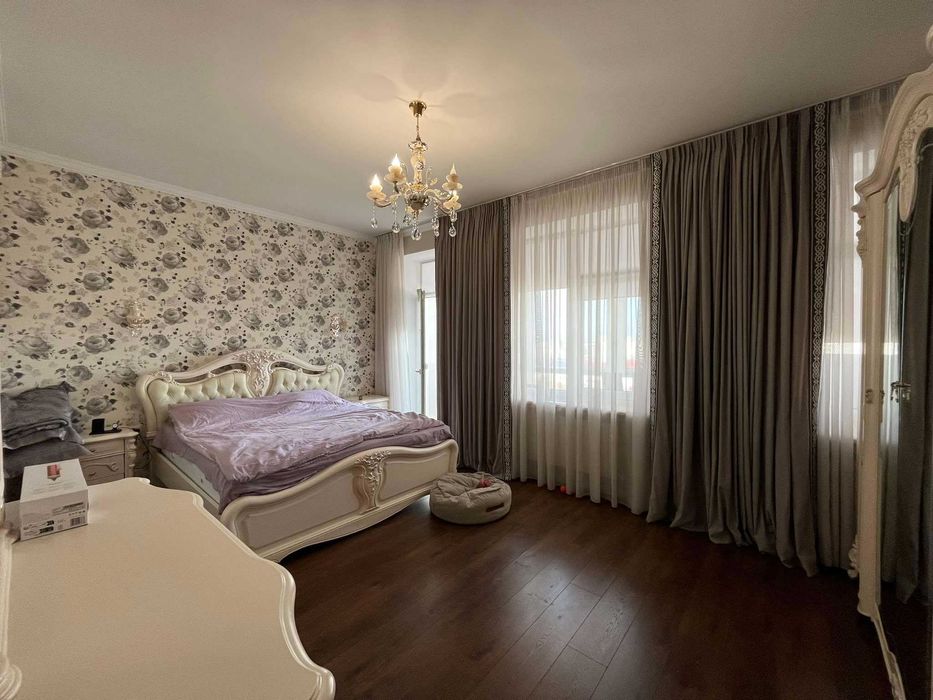 В продажі 3к.кв. з сучасним ремонтом