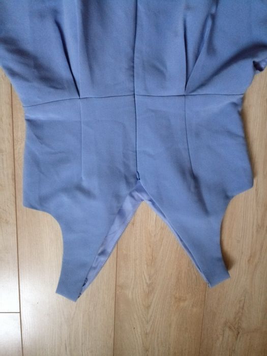 Niebieska sukienka 40