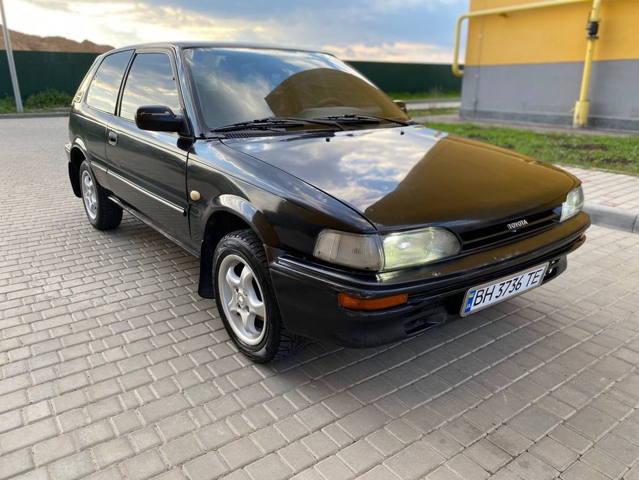 Продам Toyota Corolla E90 В Хорошем Состоянии