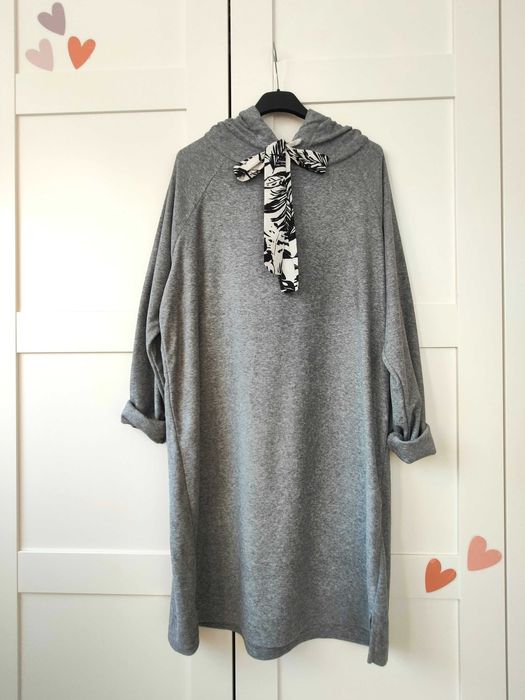 Dresowa sukienka gruba dzianina midi welur kaptur szary M L XL