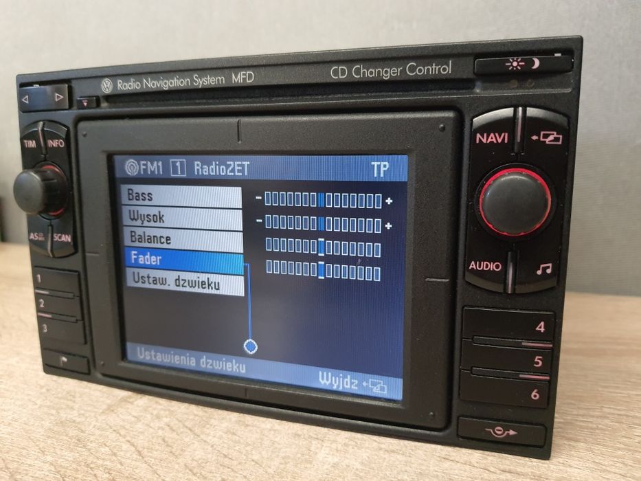 Radio samochodowe VW MFD + kod AUX Nawigacja polski język / Volkswagen Golf, Passat, Corrado itd Zadbane