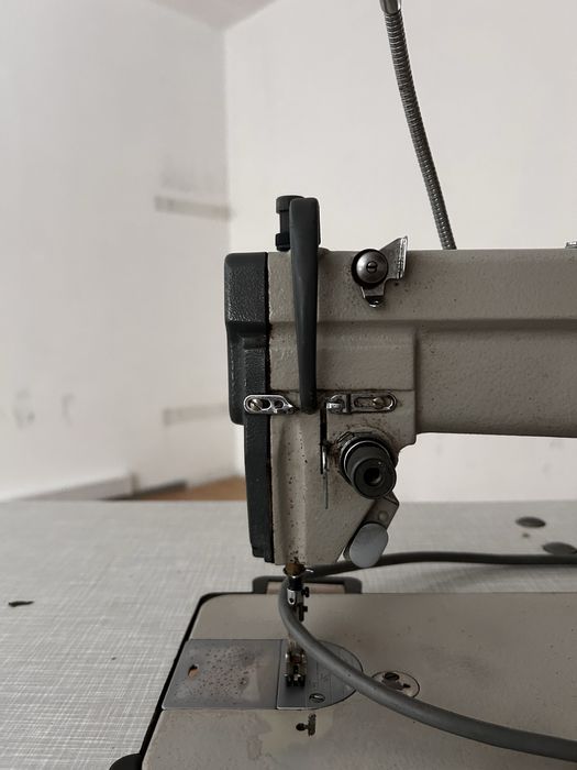 Máquina Ponto Corrido Industrial Mitsubish.