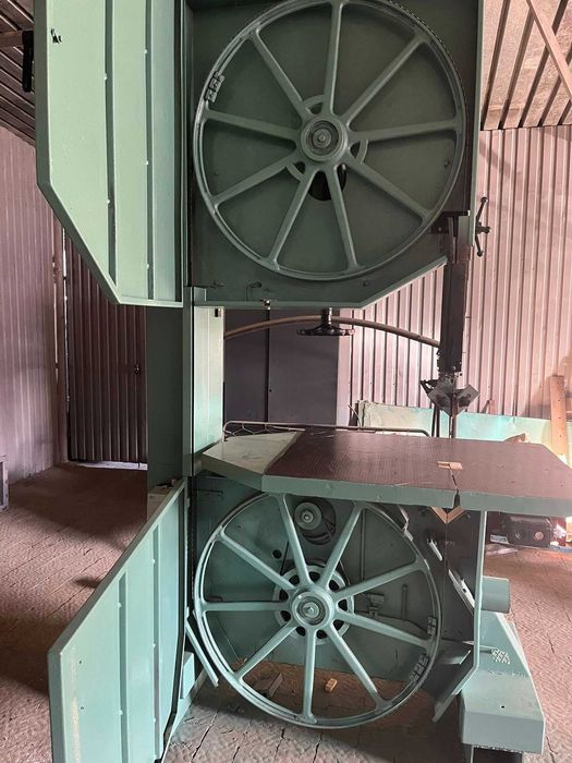 Верстат стрічкопильний  вертикальний (лобзик