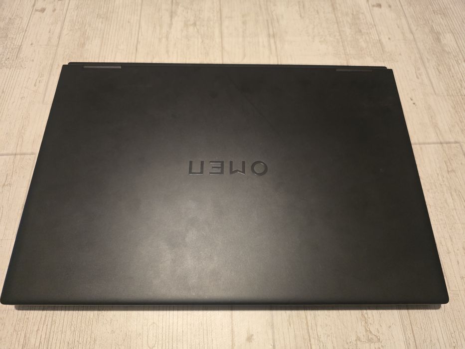 Portátil Gaming HP Omen 16 (Ryzen 7 + RTX 4050)