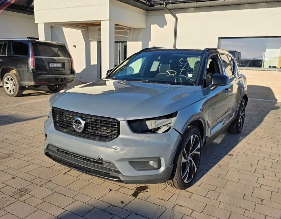 Розбірка Volvo XC40 комплект бампер капот фари крила шрот вольво ляда двері стопи багажник