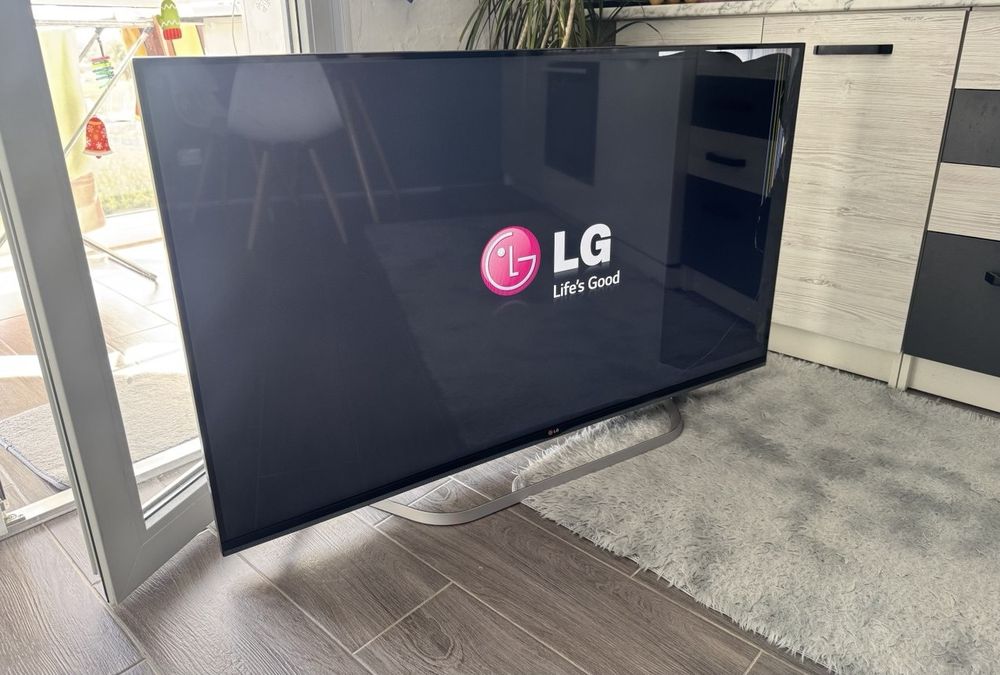 Телевізор LG 55LB720V Смарт ТВ (ніжка підставка)
