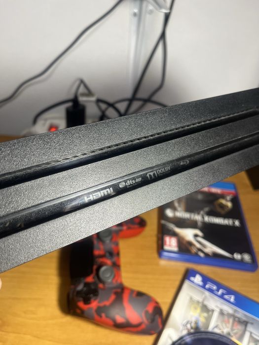 Konsola PS4  Pro  1 Tb