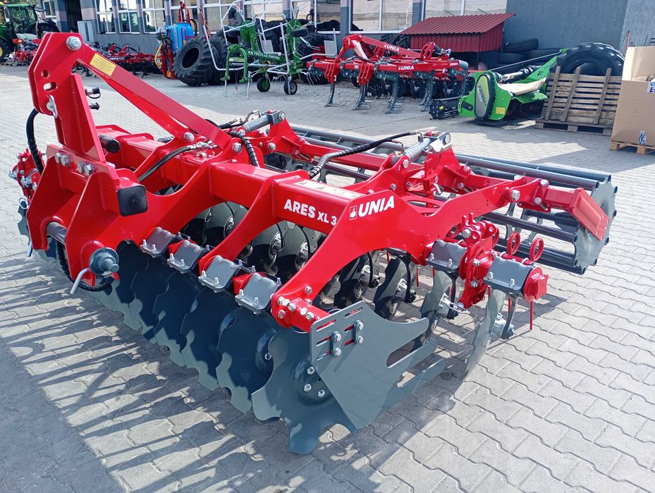 Brona talerzowa UNIA ARES XL 3 - fabrycznie nowa, rok 2025 wał rurowy