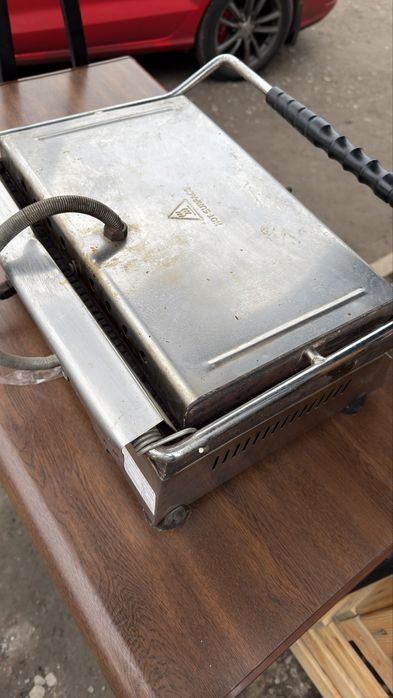 Гриль прижимний REMTA