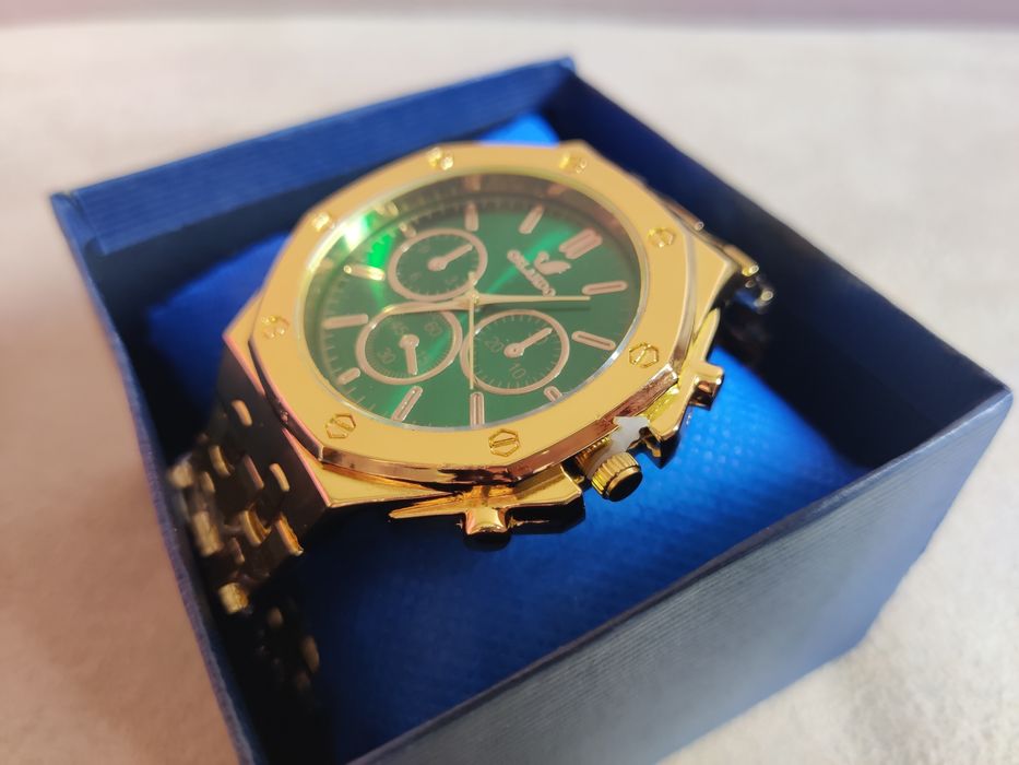 Męski zegarek na bransolecie