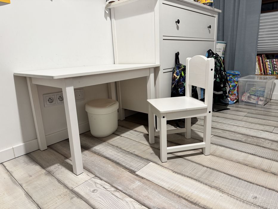 Zestaw stolik i krzesełko Ikea