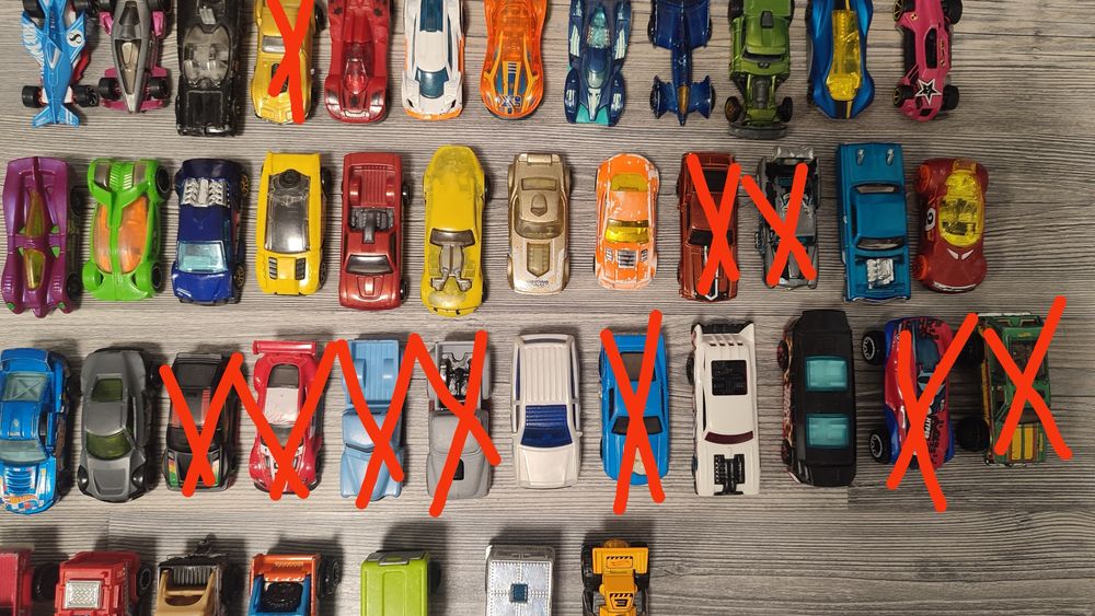 Машинки HotWheels