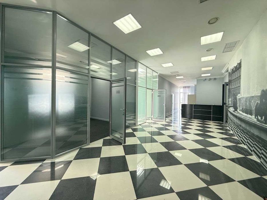 Без %! Оренда офісу в бізнес центрі м. Золоті ворота (400 кв.м.)