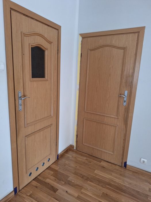 Drzwi do łazienki 70 z demontażu z ościeżnicą drewnianą