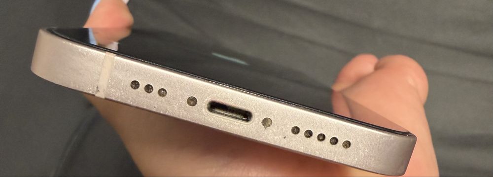 Iphone 13 w bardzo dobrym stanie