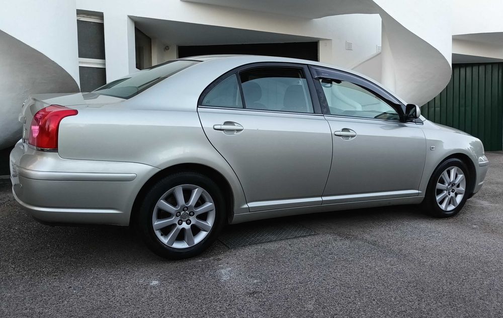 Toyota Avensis 1.6, gasolina, 2003, só 110000 Km, excelente (de garagem) foto 5