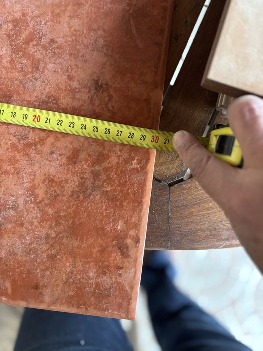 1 tijoleira  cor tijolo