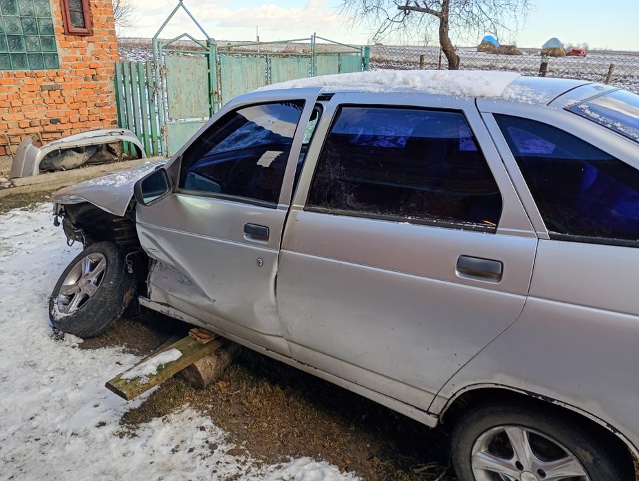 Продам авто ВАЗ 2112 після ДТП