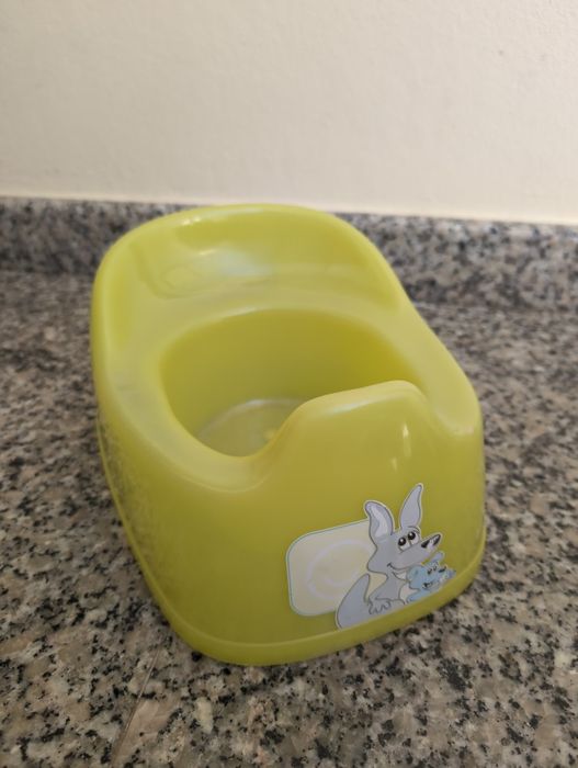 Bacio compacto amarelo