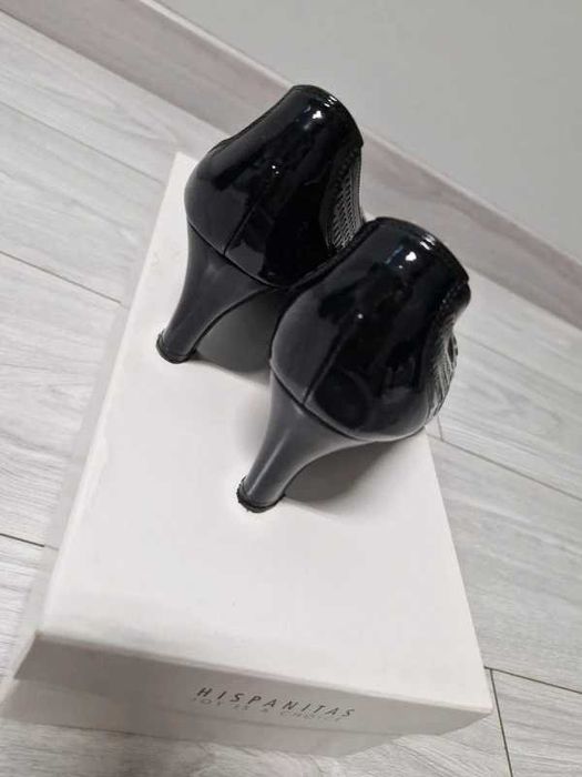 Czułenka Hispanitas Buty na obcasie