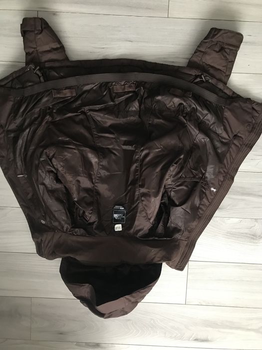 Продам жіночу куртку the north face( s)