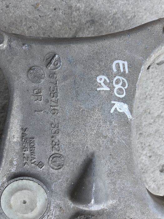 Wahacz BMW e60 e61 prawy tył tylny tylni