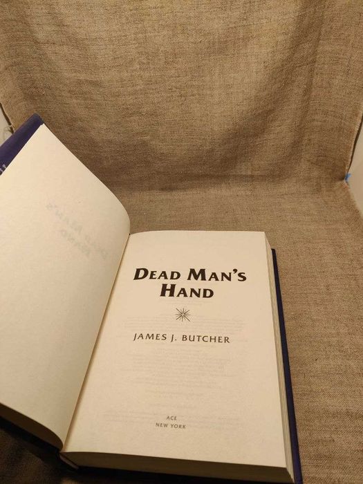 Книга dead man's hand джеймс дж. батчер