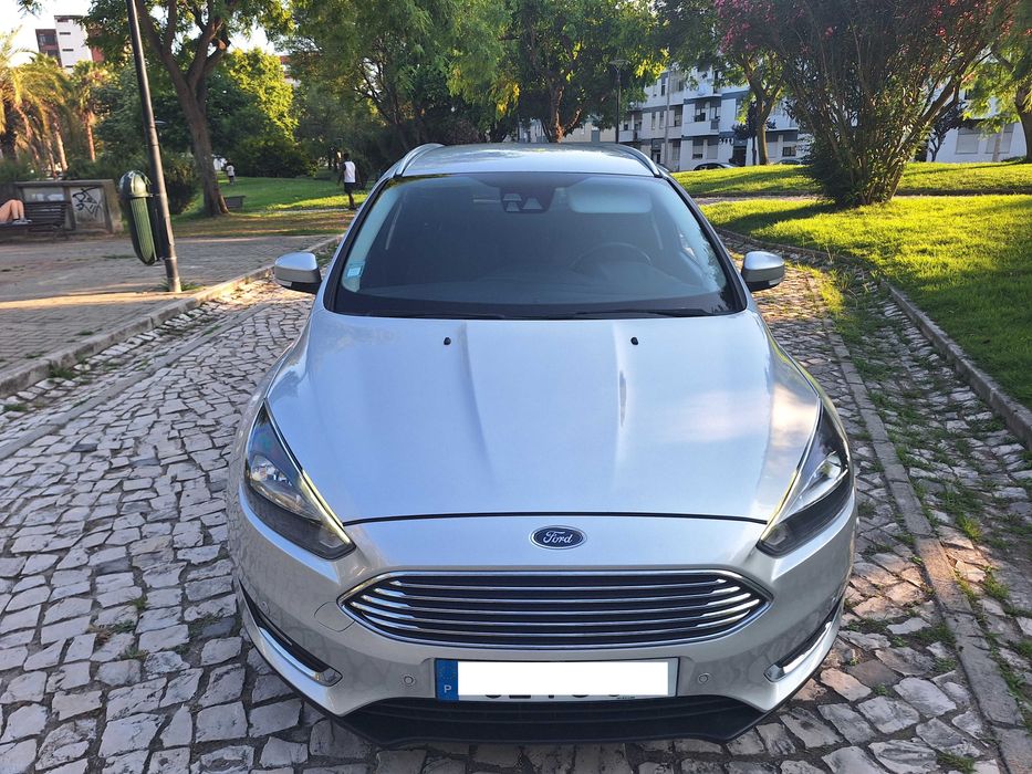 Ford Focus SW Titanium 120 C/V Irrepreensível de 2017