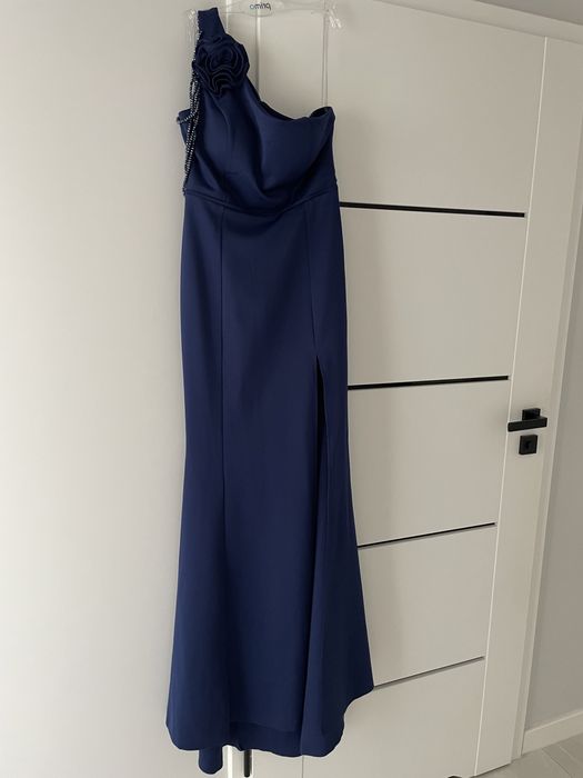 Nowa suknia wieczorowa 40