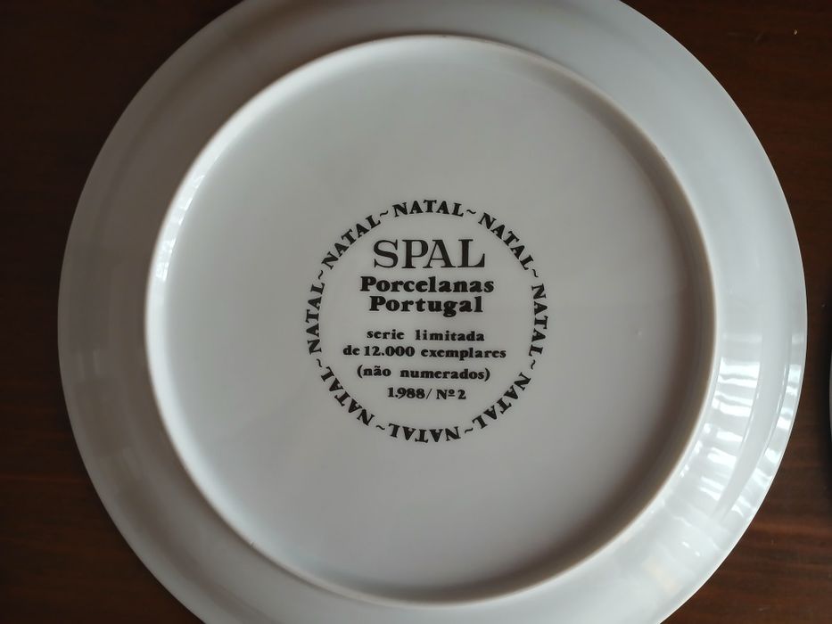 Pratos natalícios da marca Spal