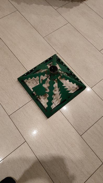 Retro Stojak Pod Choinkę