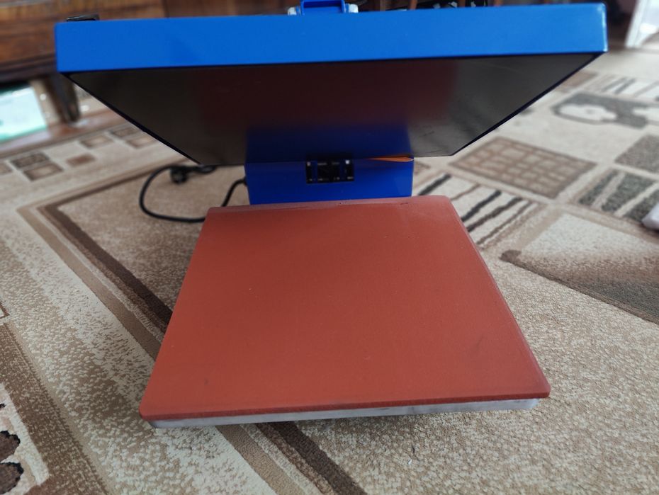 Багатофункціональний термопрес  з плитою 38х38 см Прес для футболок