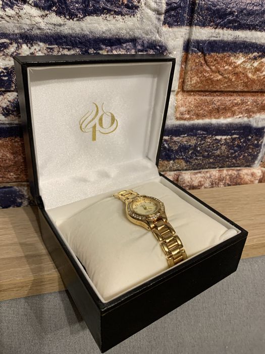 Жіночий годинник Oriflame зі Swarovski + батарейка у подарунок